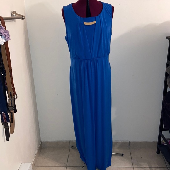 NY Collection Dresses & Skirts - 💰NY Collection size 14 blue full length dress with detachable necklace